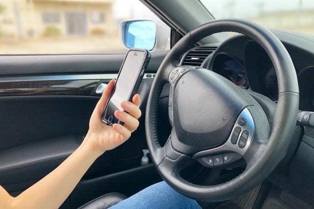 ロボット配達が変える未来の食事体験と社会の新しい日常